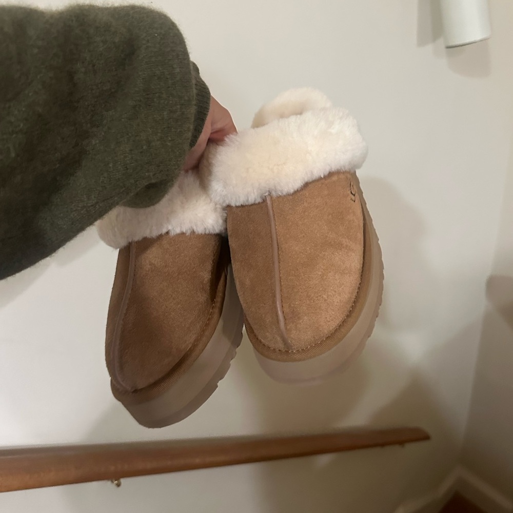 Brand new UGG platform slippers. Never worn!